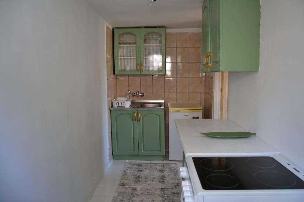 Una Apartment Цетине Экстерьер фото