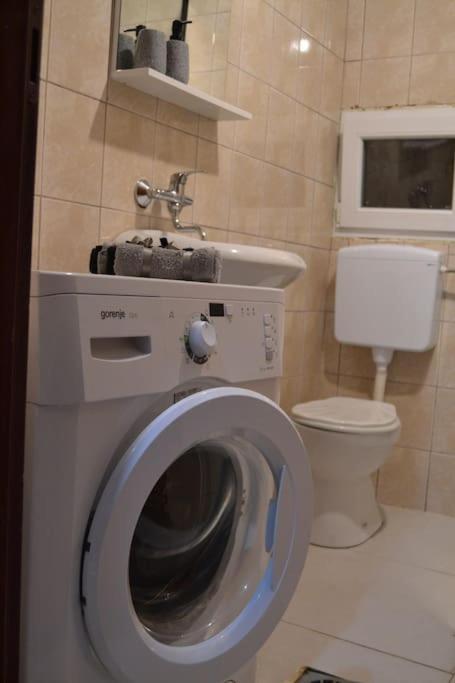 Una Apartment Цетине Экстерьер фото